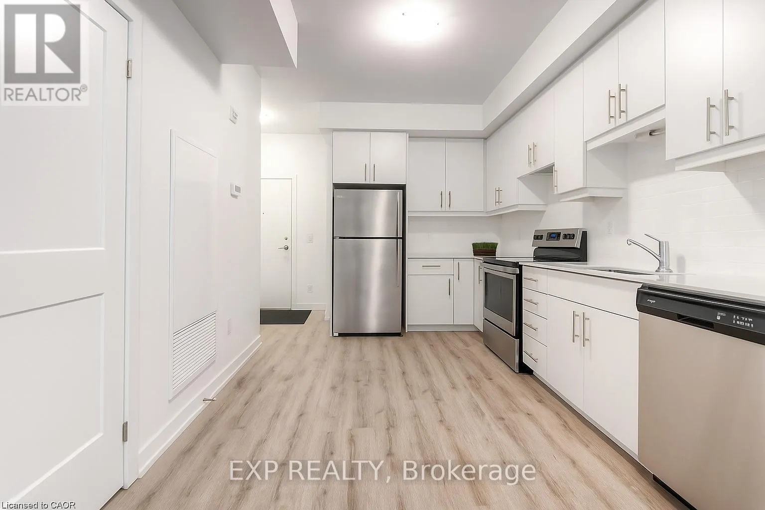 221 - 251 NORTHFIELD DRIVE E