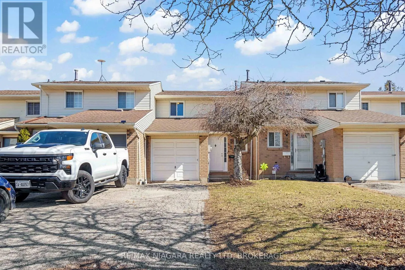 18 JULIE DRIVE
