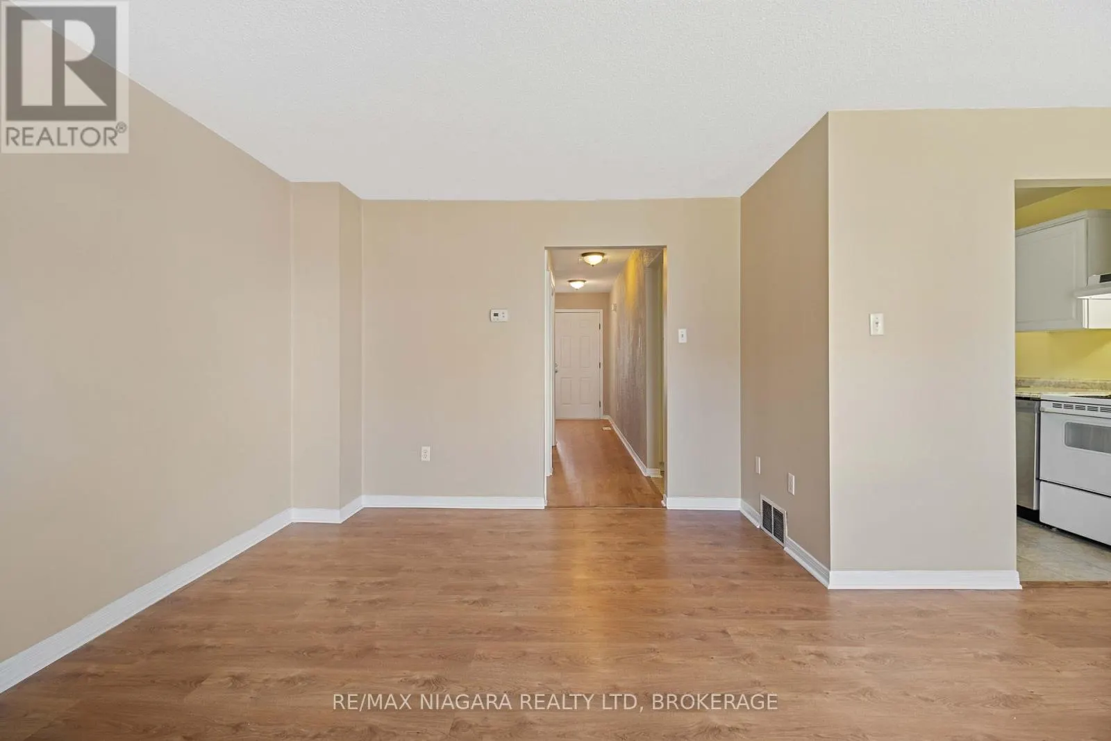 18 JULIE DRIVE