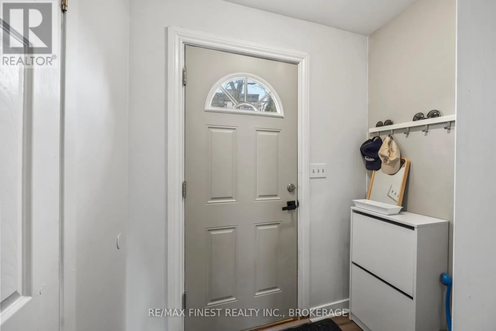 5 - 136 NOTCH HILL ROAD, #5