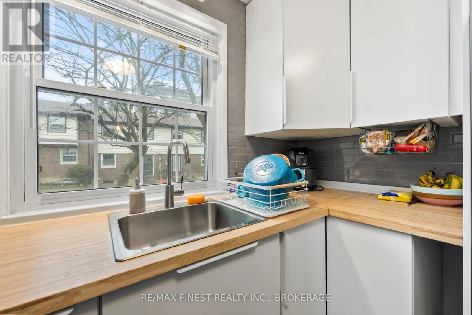 5 - 136 NOTCH HILL ROAD, #5