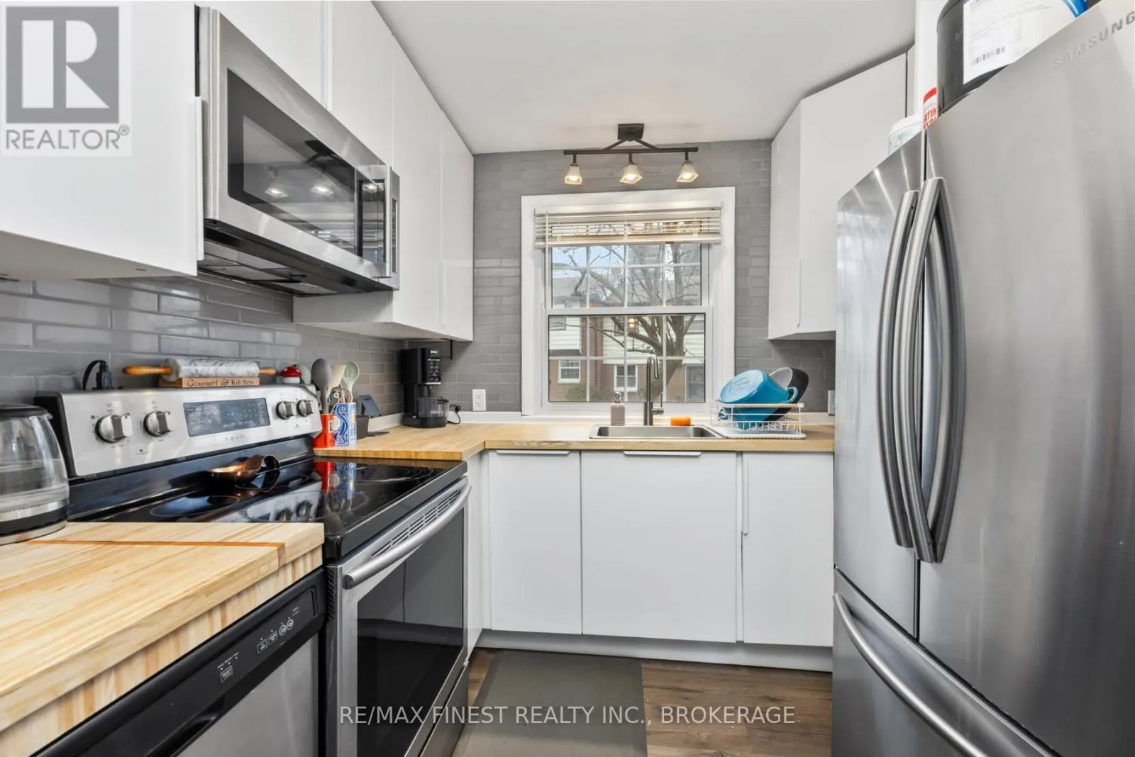 5 - 136 NOTCH HILL ROAD, #5