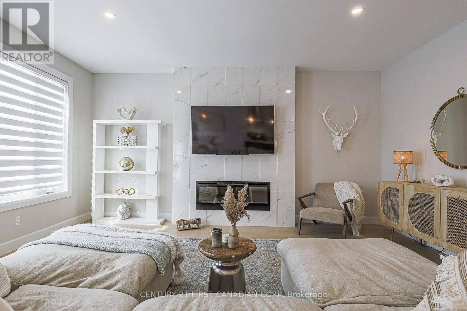 3436 EMILYCARR LANE