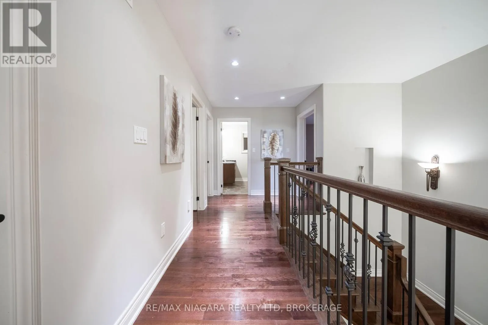 9128 TAPESTRY COURT
