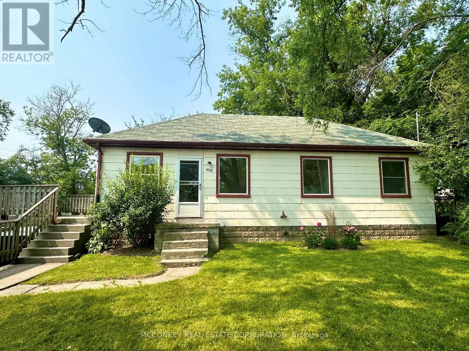 1033 WESTERN AVENUE