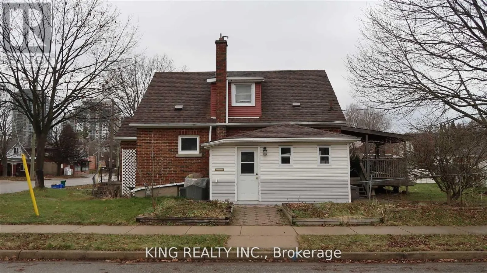 167 ERB STREET W