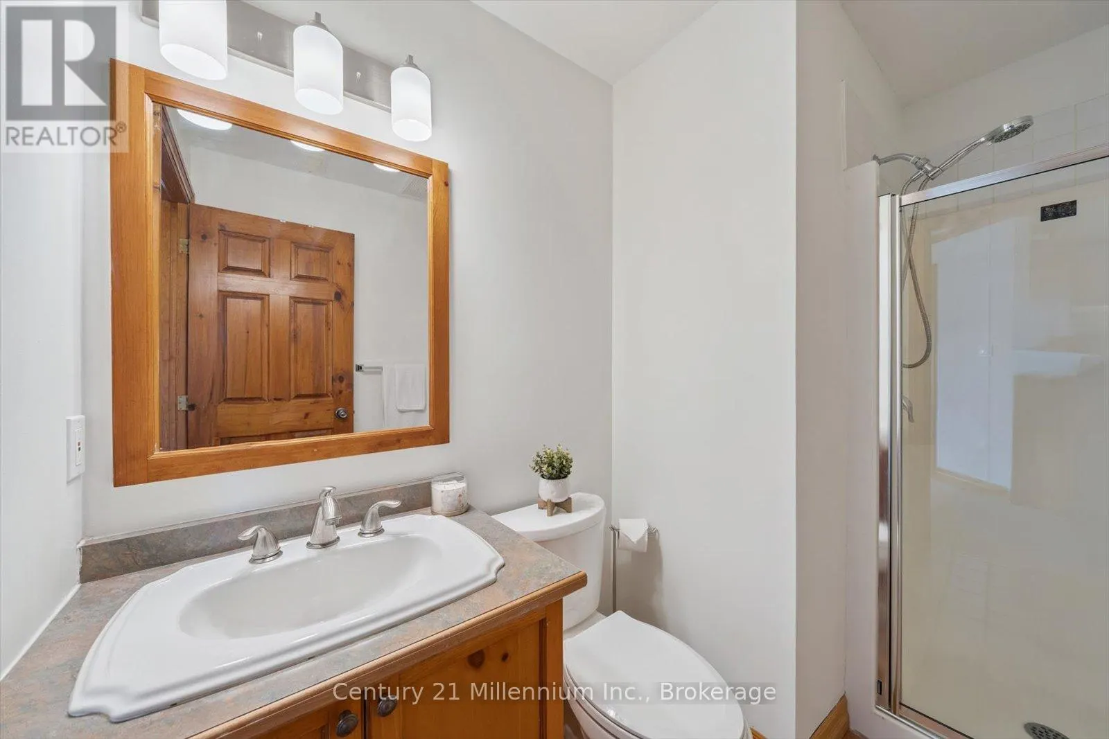 219 - 184 SNOWBRIDGE WAY, #219