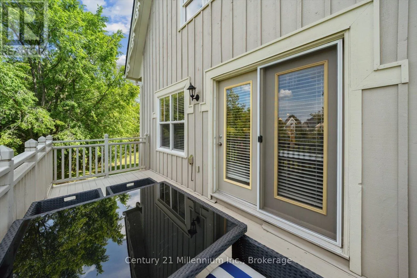 219 - 184 SNOWBRIDGE WAY, #219