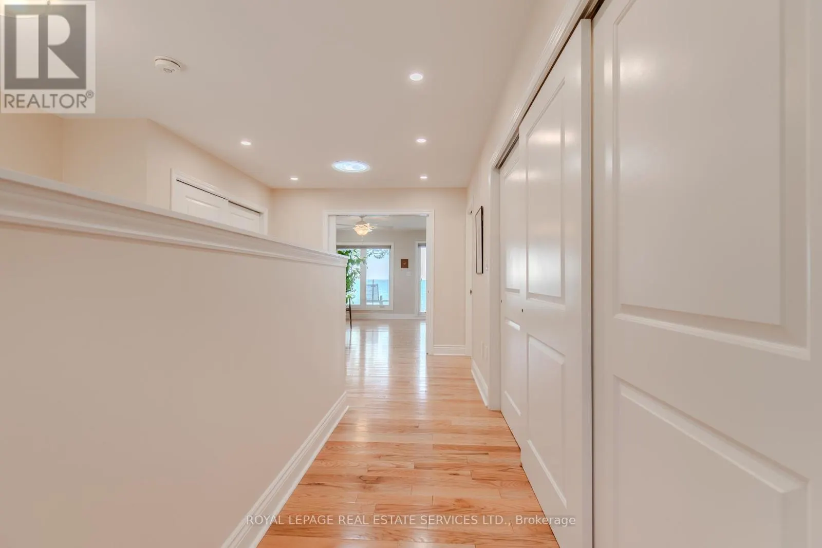 72 LAKESIDE DRIVE