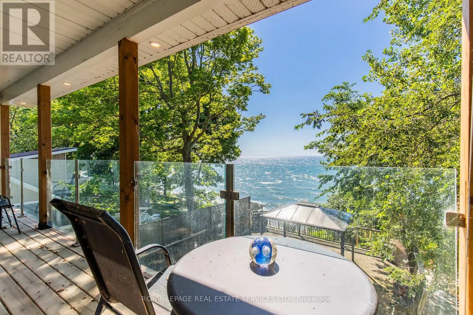 72 LAKESIDE DRIVE