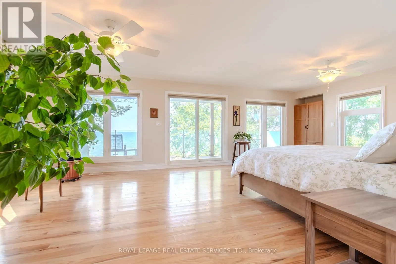 72 LAKESIDE DRIVE
