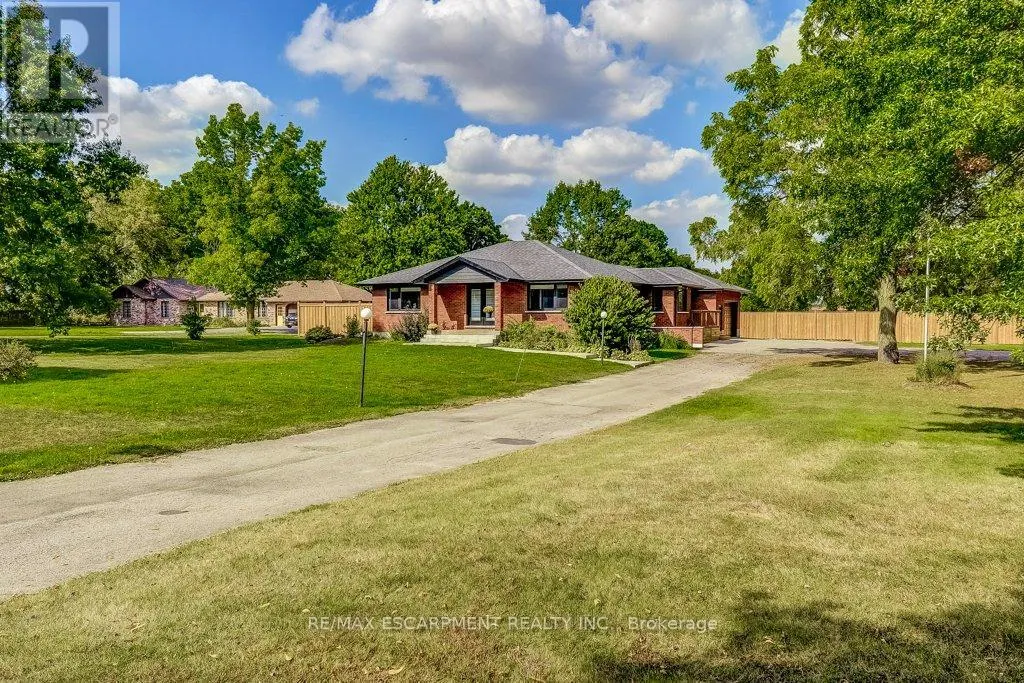 542 PARIS ROAD
