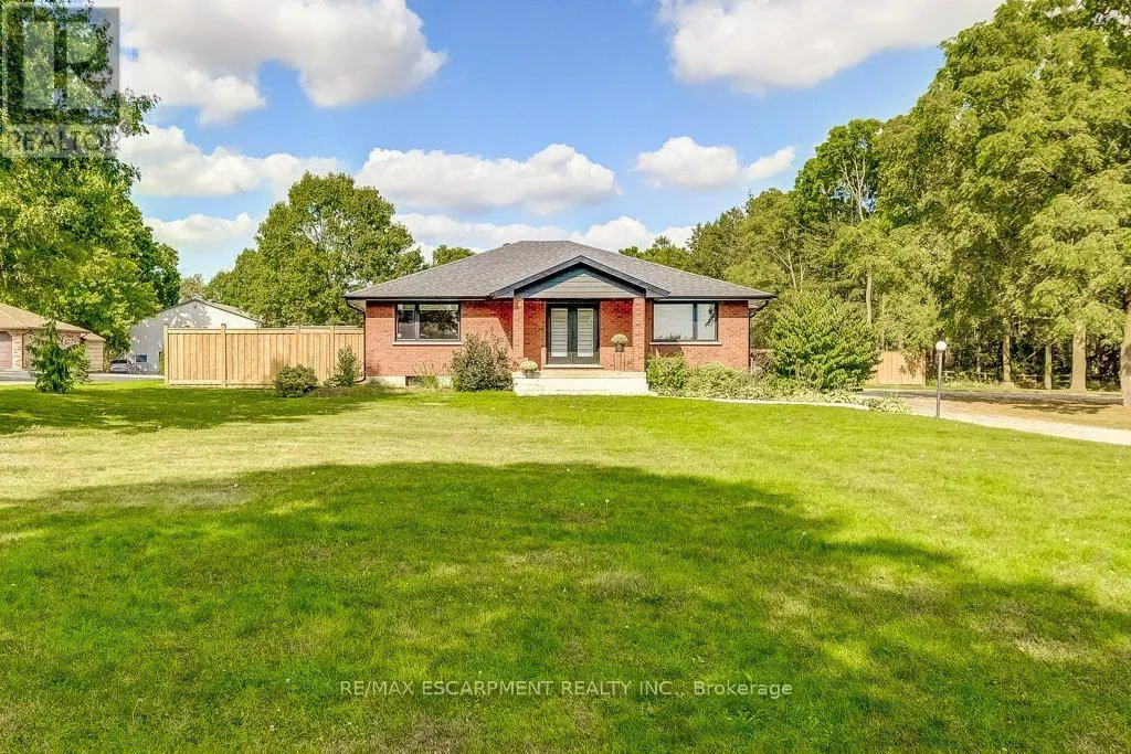 542 PARIS ROAD