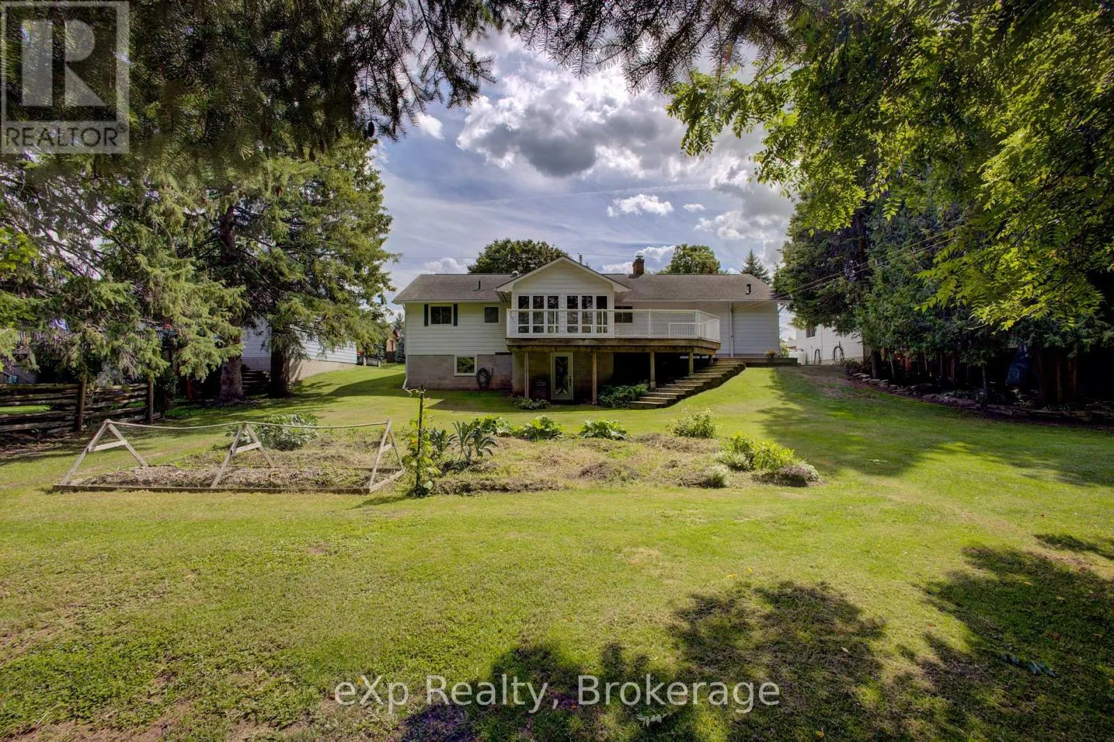 2033 MILL STREET