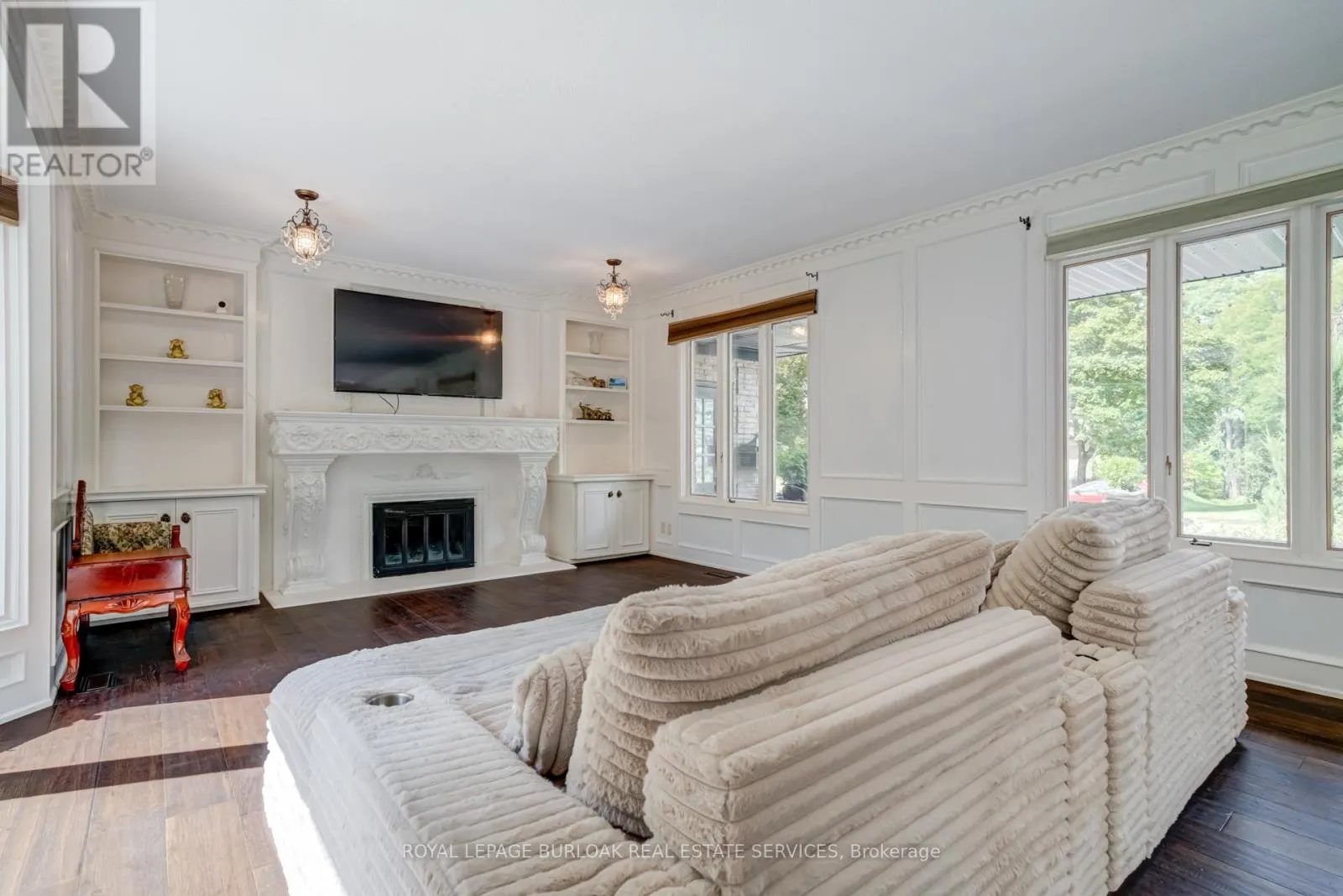 28 STONEGATE DRIVE