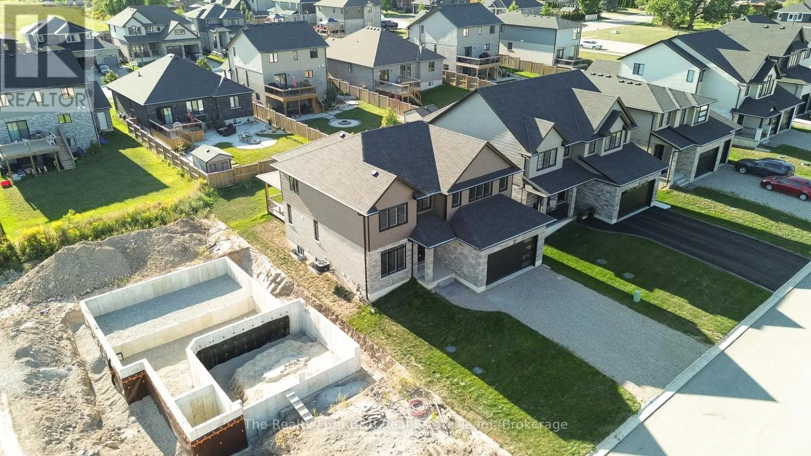 100 GRAYDON DRIVE
