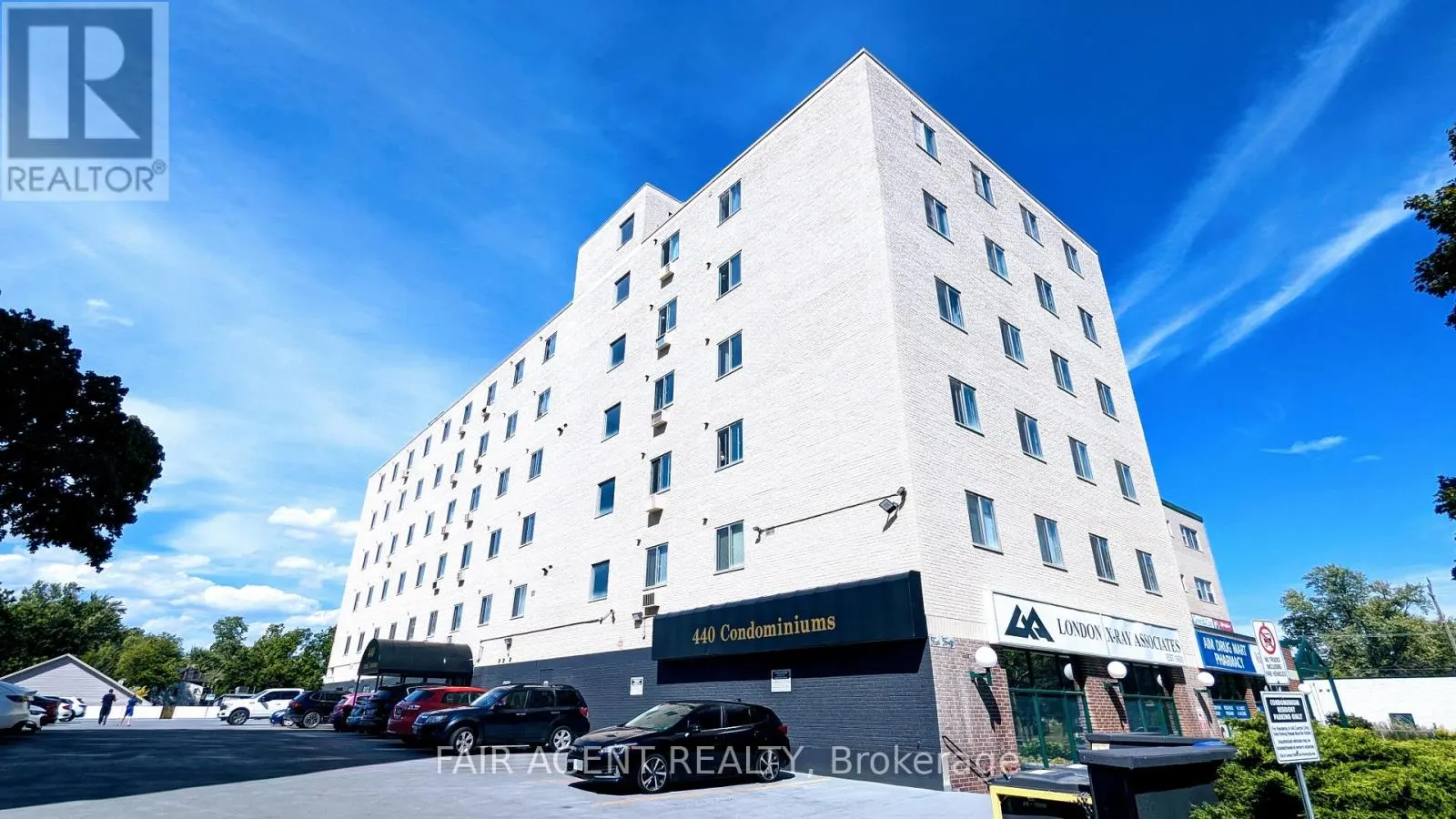 209 - 440 CENTRAL AVENUE, #209