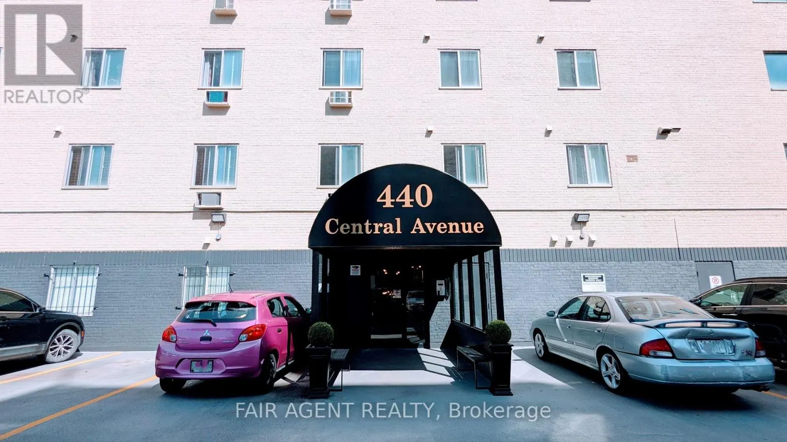 209 - 440 CENTRAL AVENUE, #209