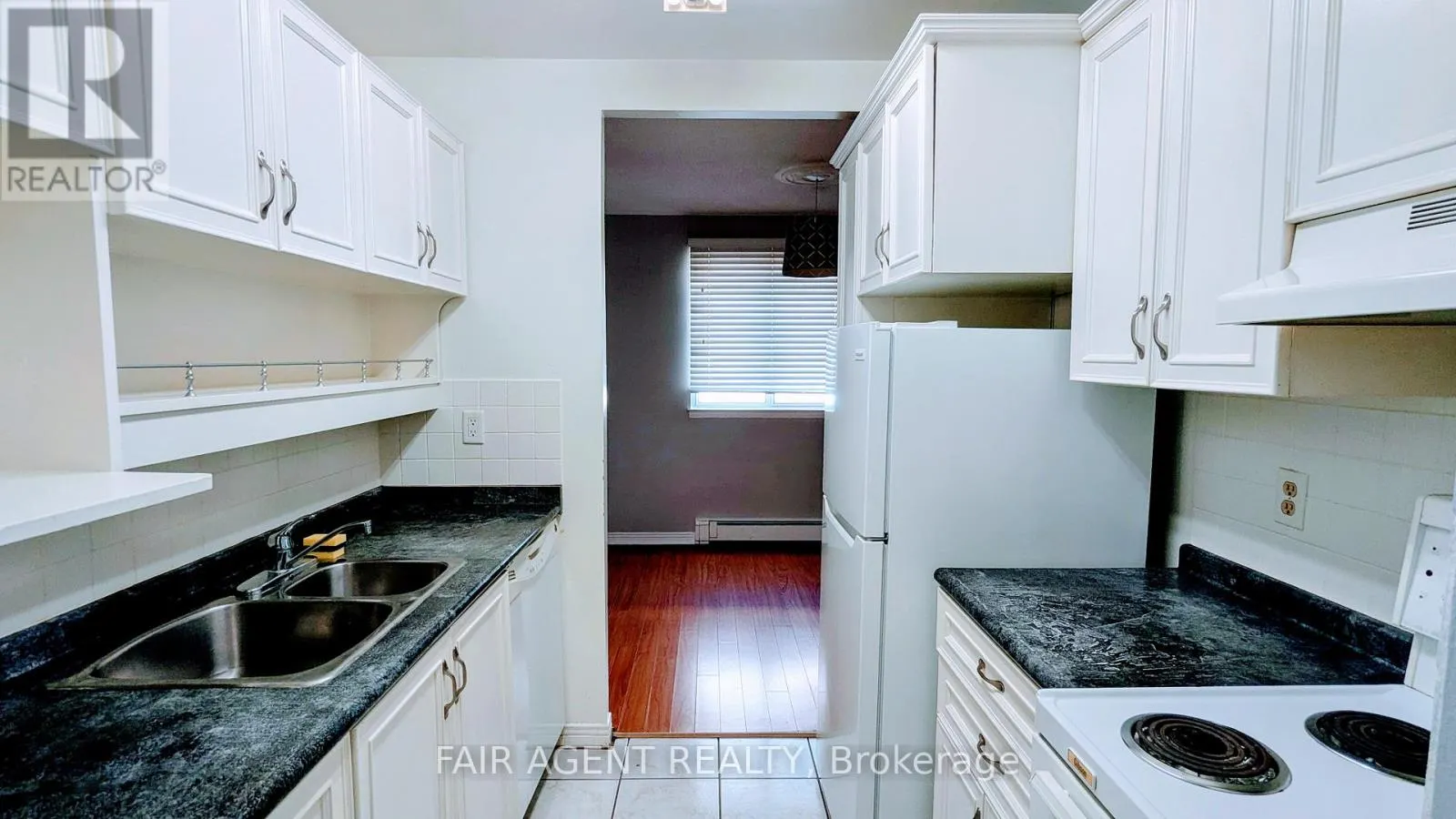 209 - 440 CENTRAL AVENUE, #209
