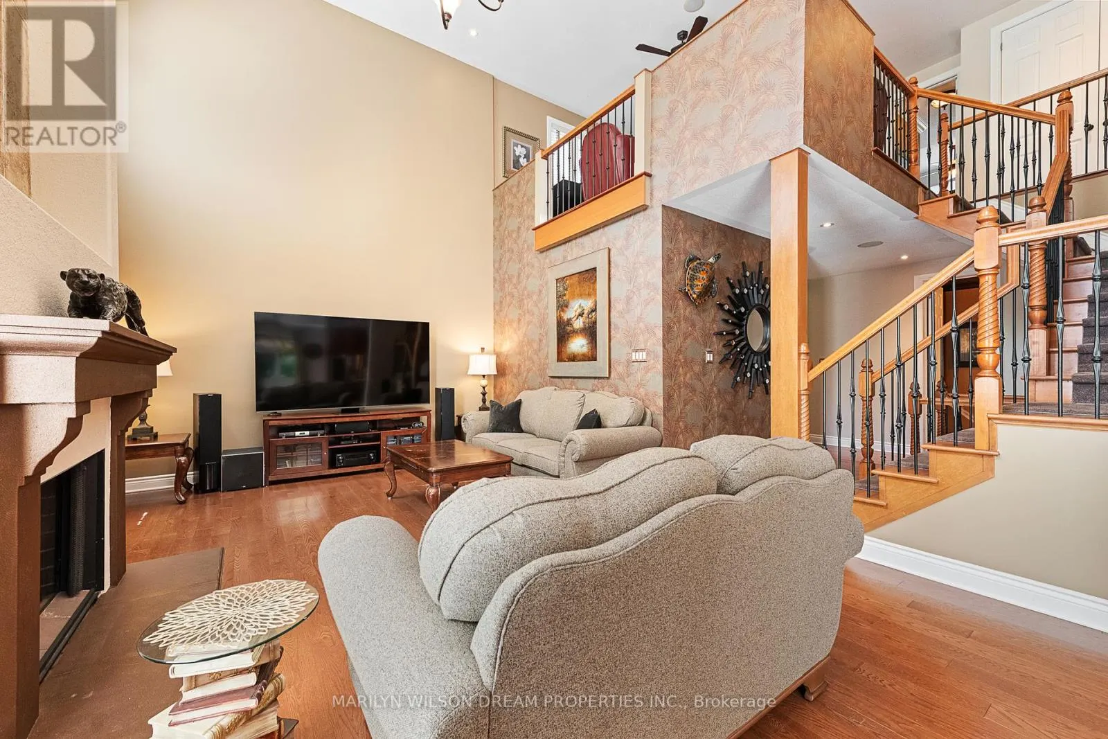 1095 HALTON TERRACE
