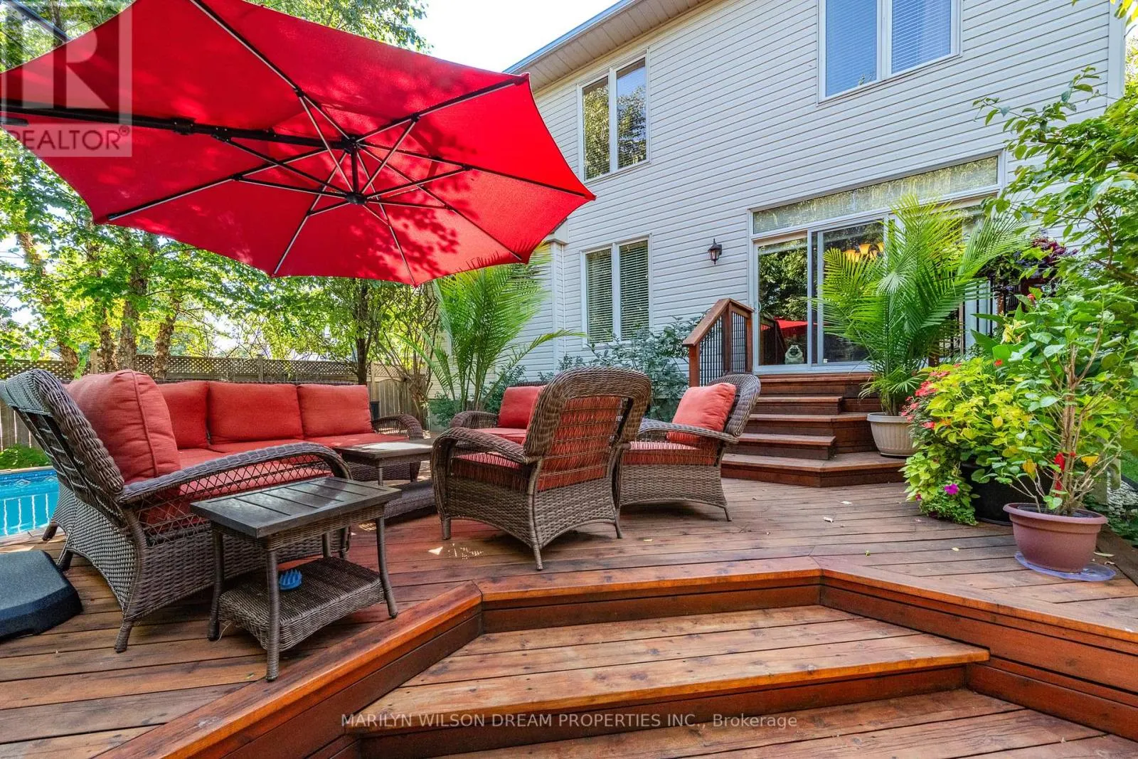 1095 HALTON TERRACE