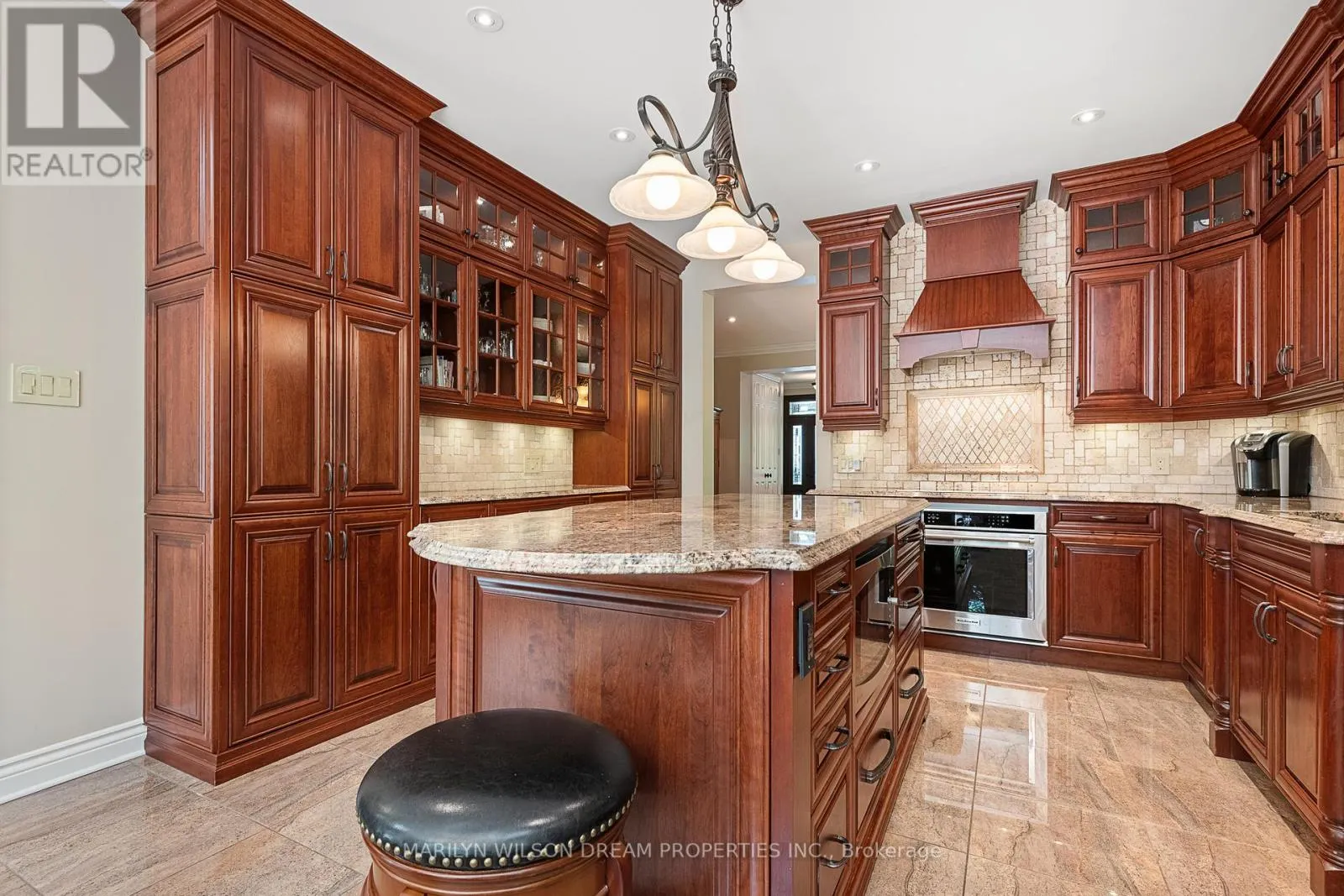 1095 HALTON TERRACE