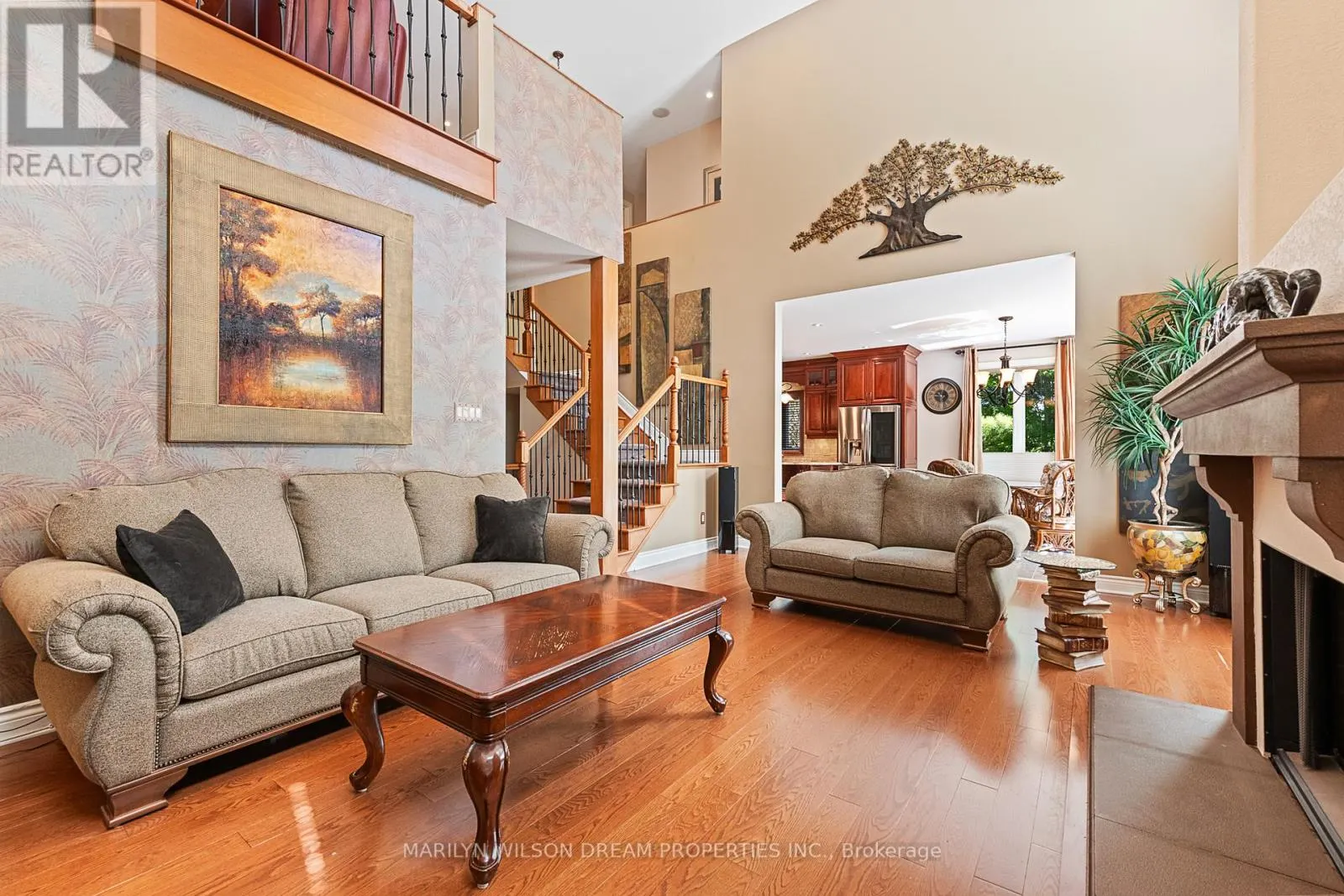 1095 HALTON TERRACE