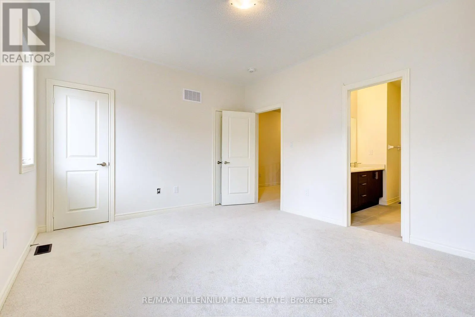 23 GLEDHILL CRESCENT