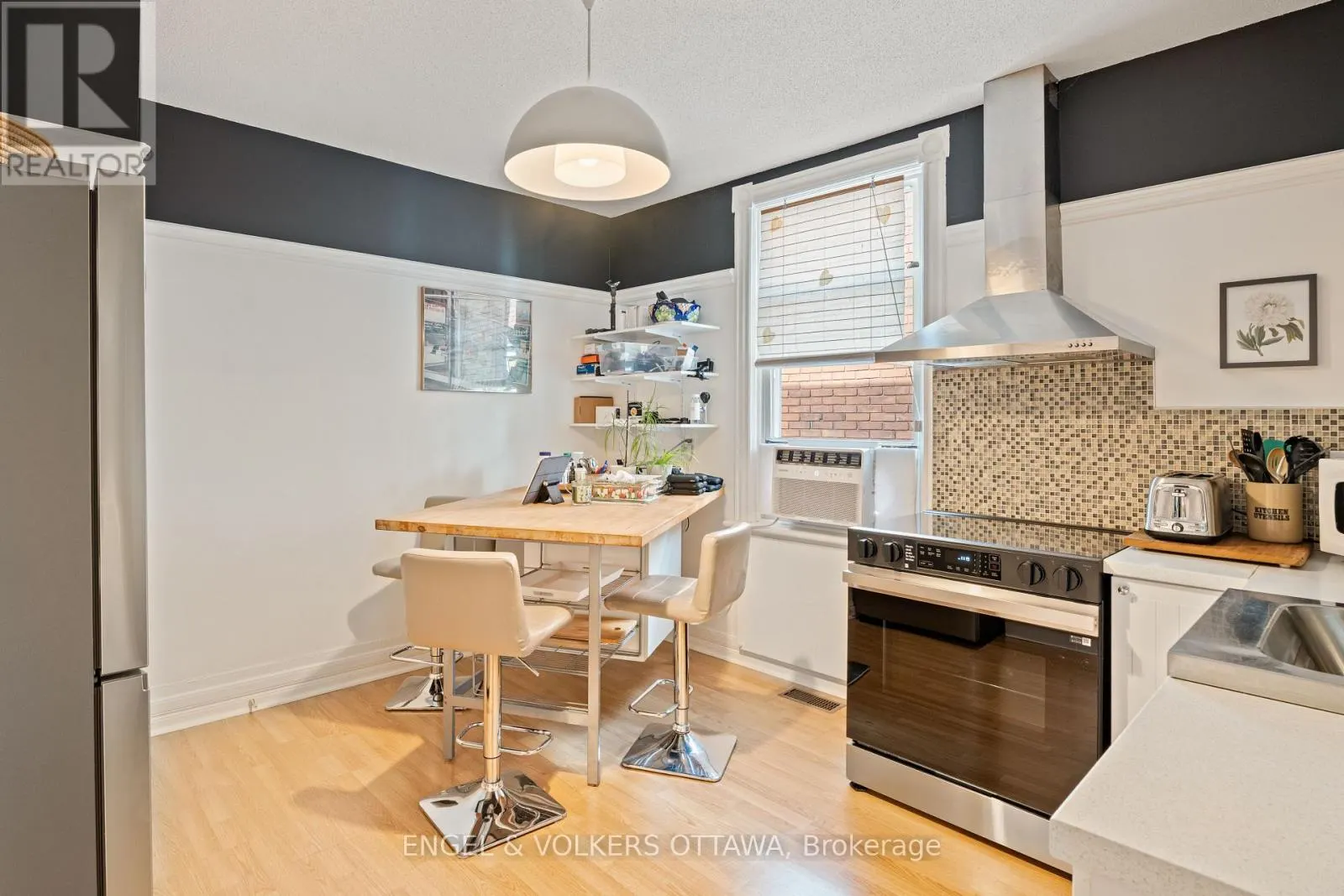 378-380 BOOTH STREET