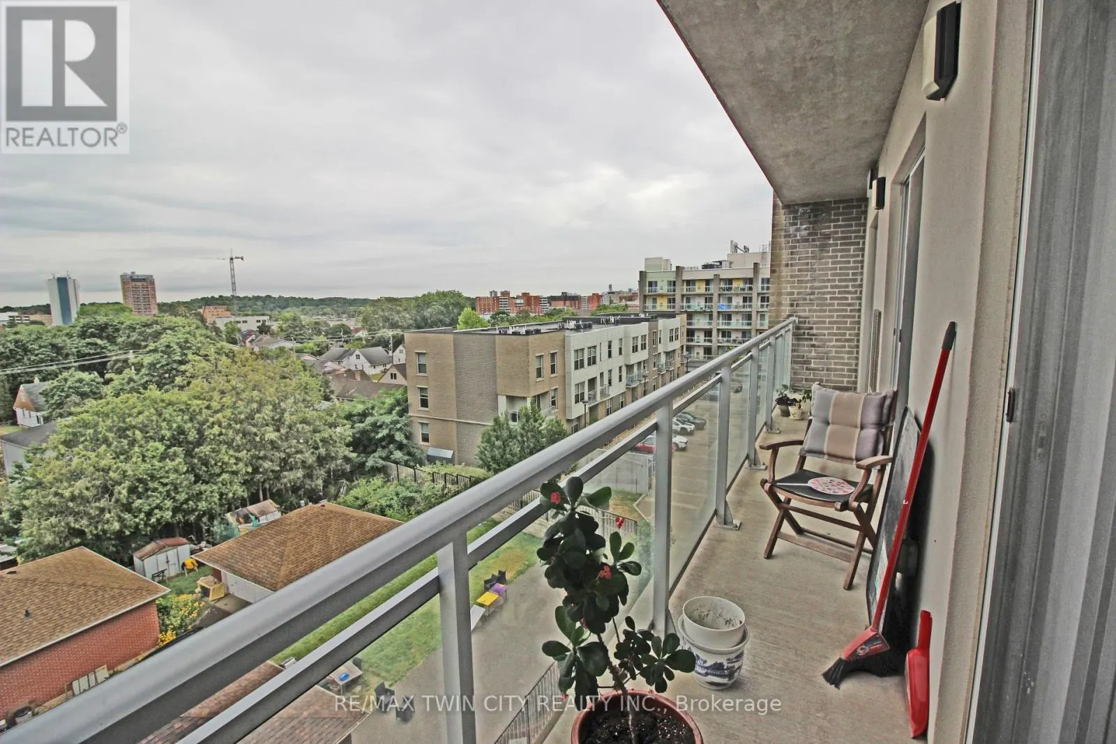 H505 - 62 BALSAM STREET