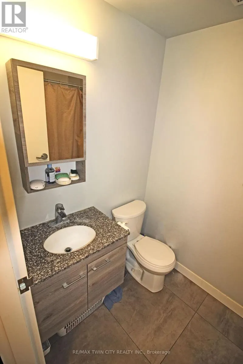 H505 - 62 BALSAM STREET