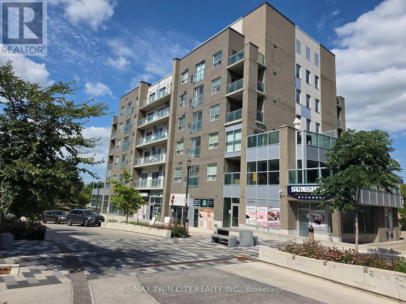 H505 - 62 BALSAM STREET