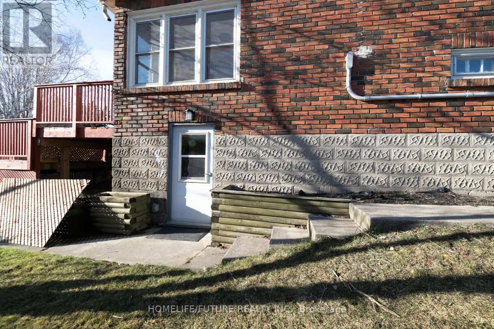 76 YOUNG STREET