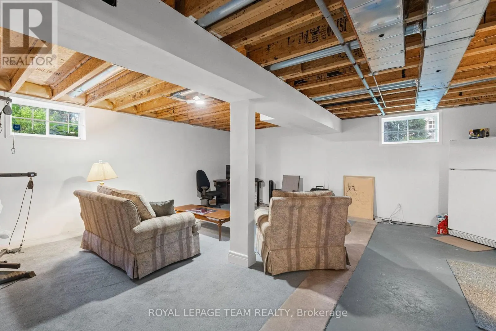 6825 SUNSET BOULEVARD