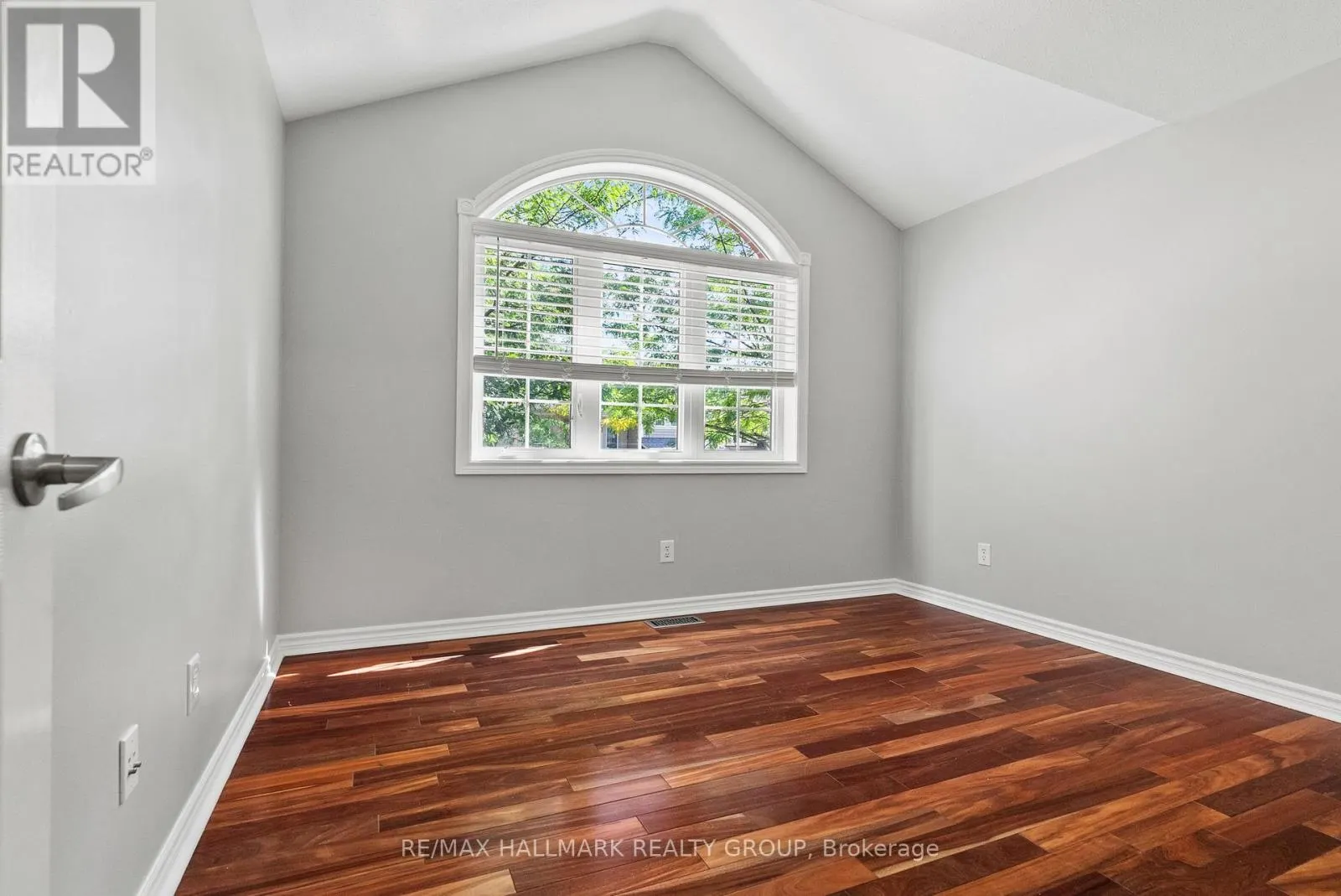 738 TRAMONTANA PLACE