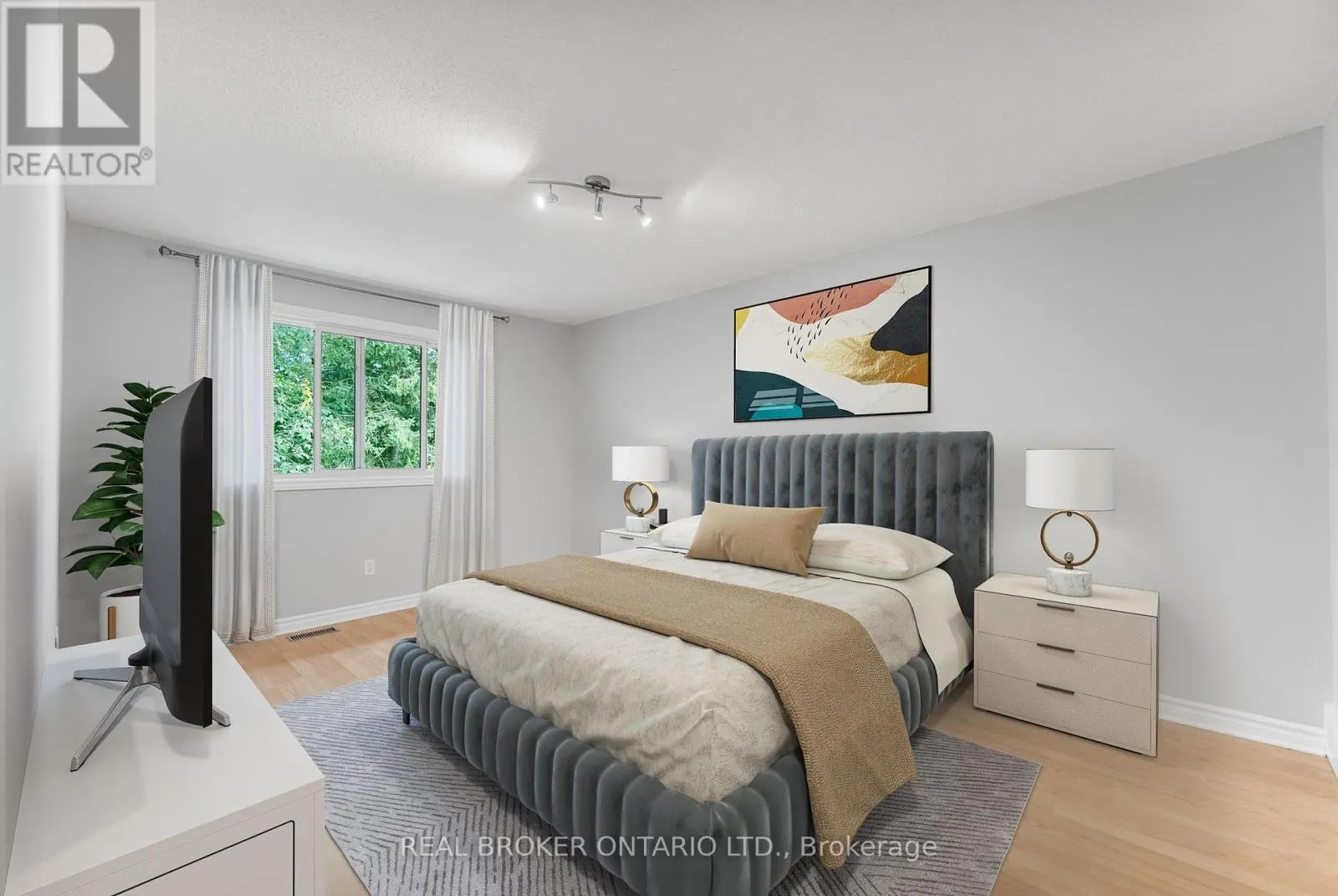 33 - 83 GLEN PARK DRIVE