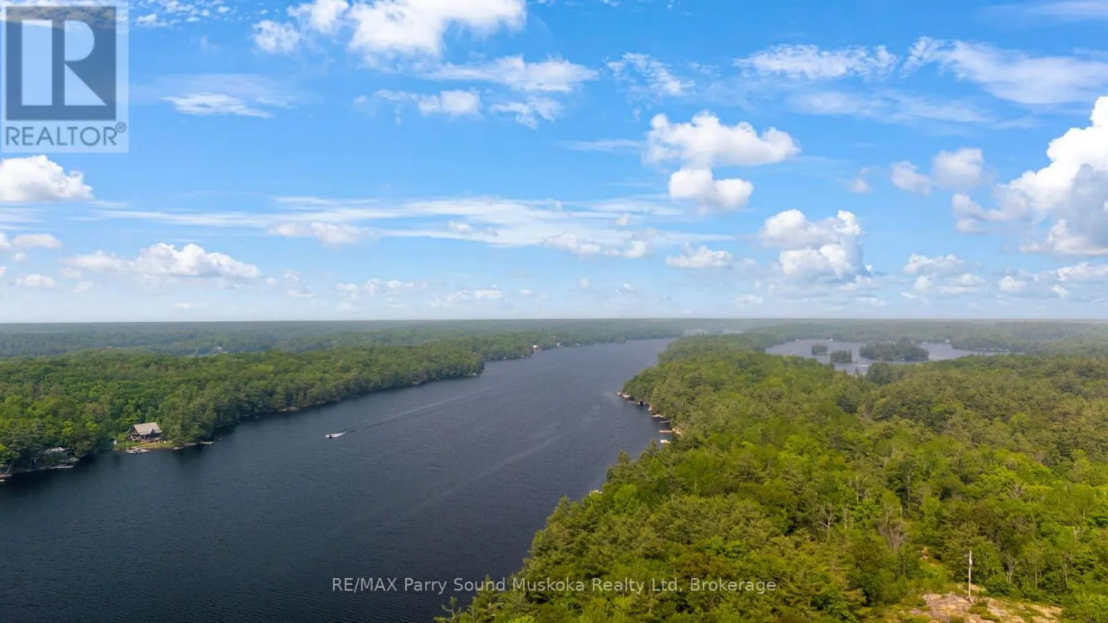 124 HEALEY LAKE WATER