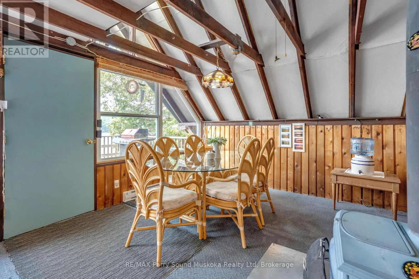 124 HEALEY LAKE WATER