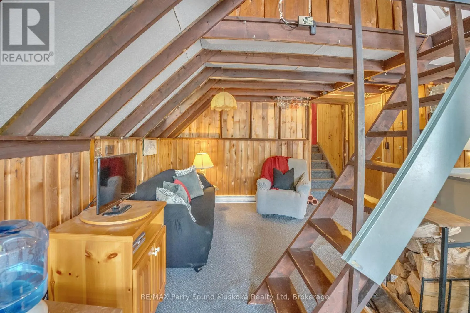 124 HEALEY LAKE WATER