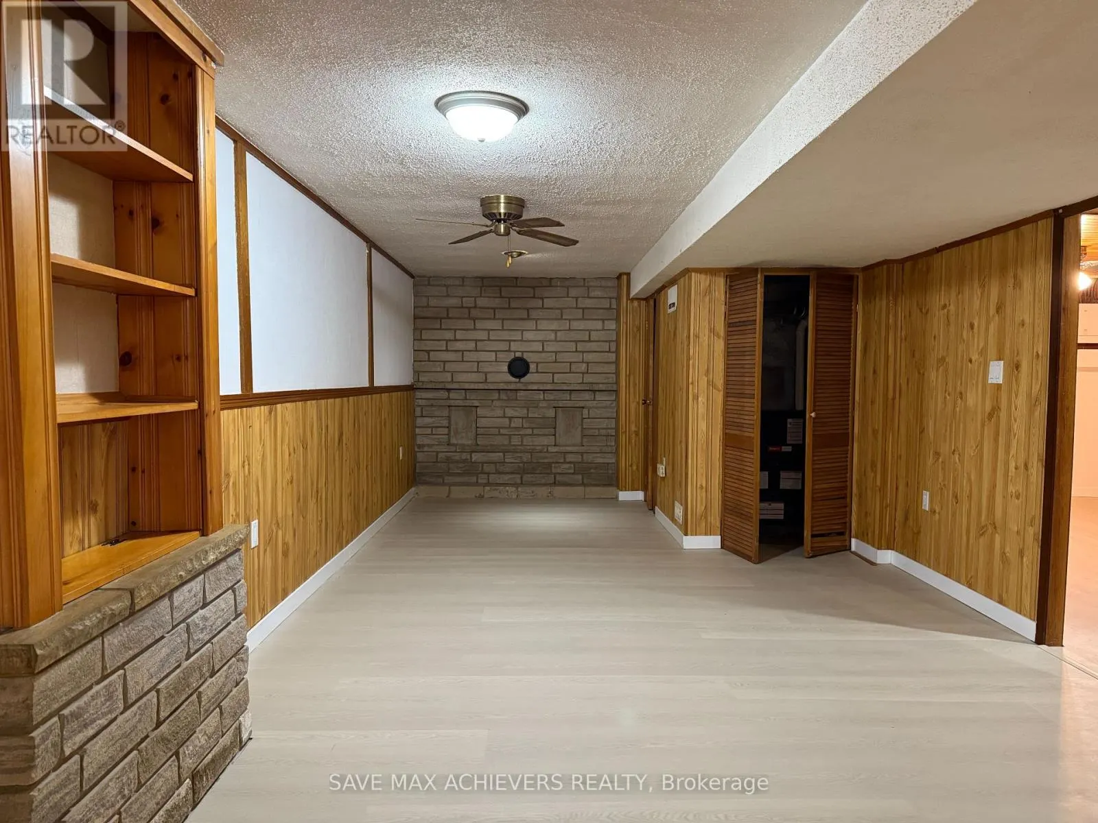 LOWER - 811 DOLPH STREET N