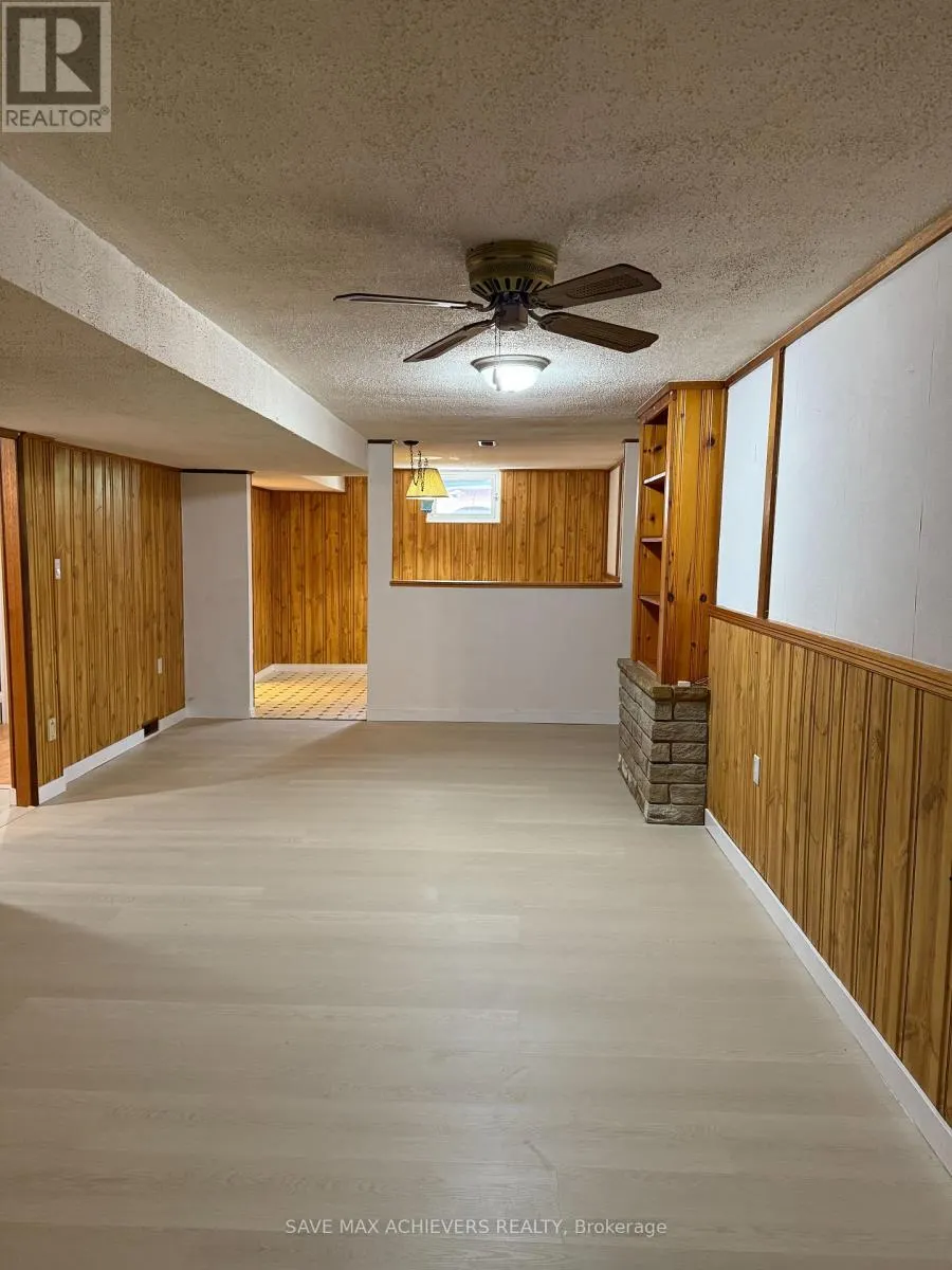 LOWER - 811 DOLPH STREET N