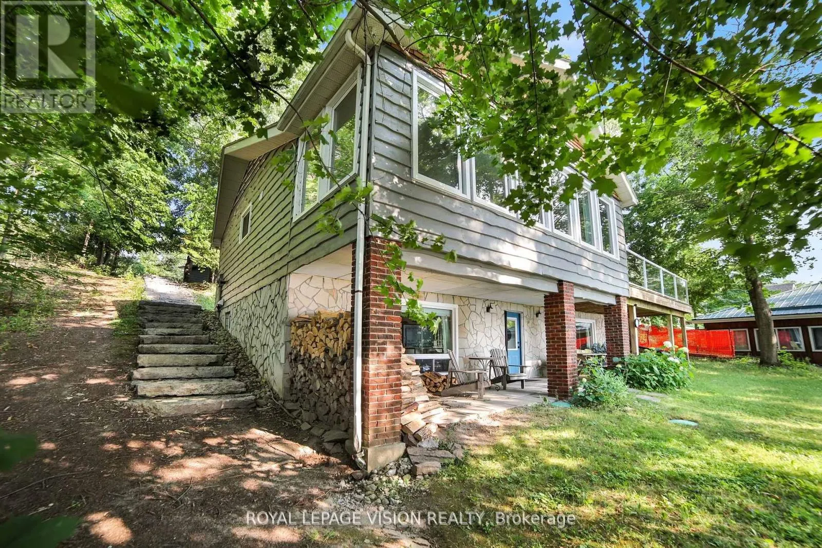 197 LIGHTNING POINT ROAD