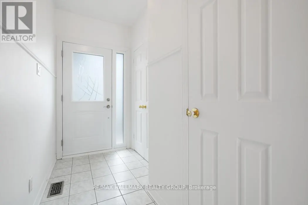 97 FORESTGLADE CRESCENT