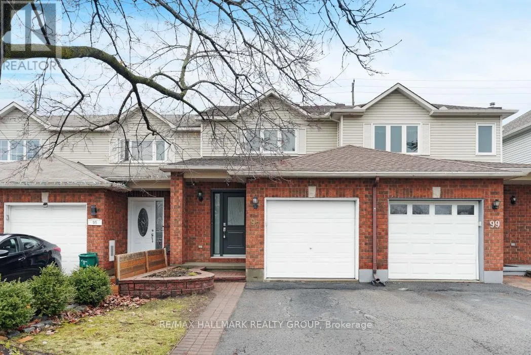 97 FORESTGLADE CRESCENT