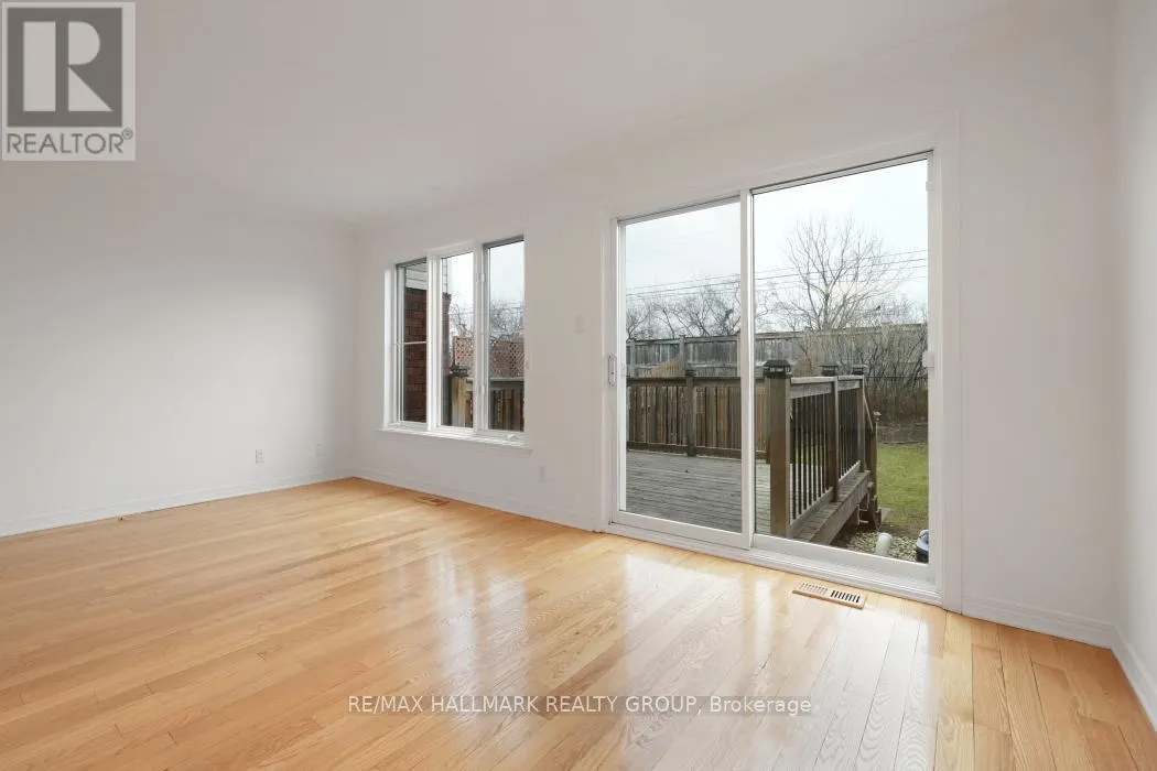 97 FORESTGLADE CRESCENT