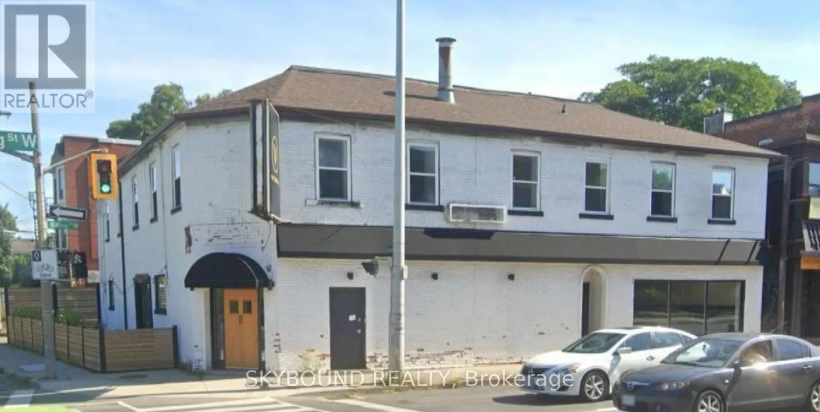 470 KING STREET W