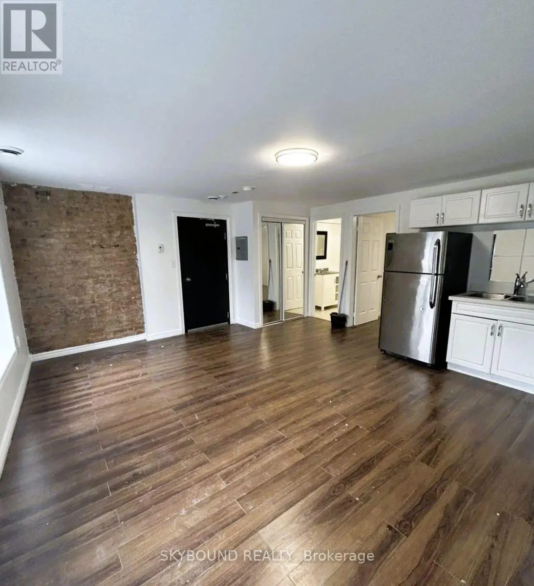 470 KING STREET W