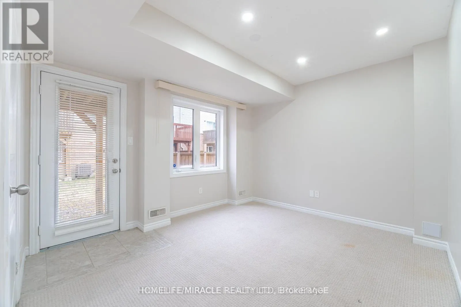 18 KENRIDGE TERRACE