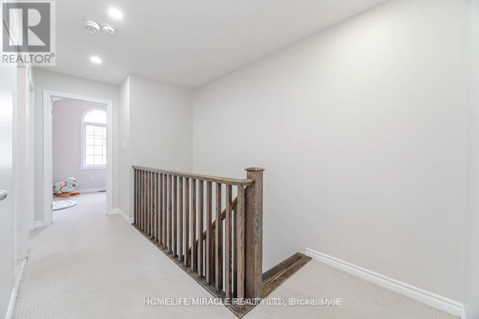 18 KENRIDGE TERRACE