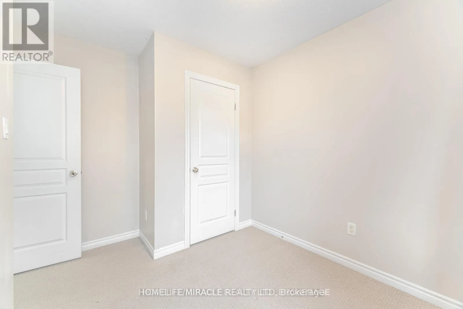 18 KENRIDGE TERRACE